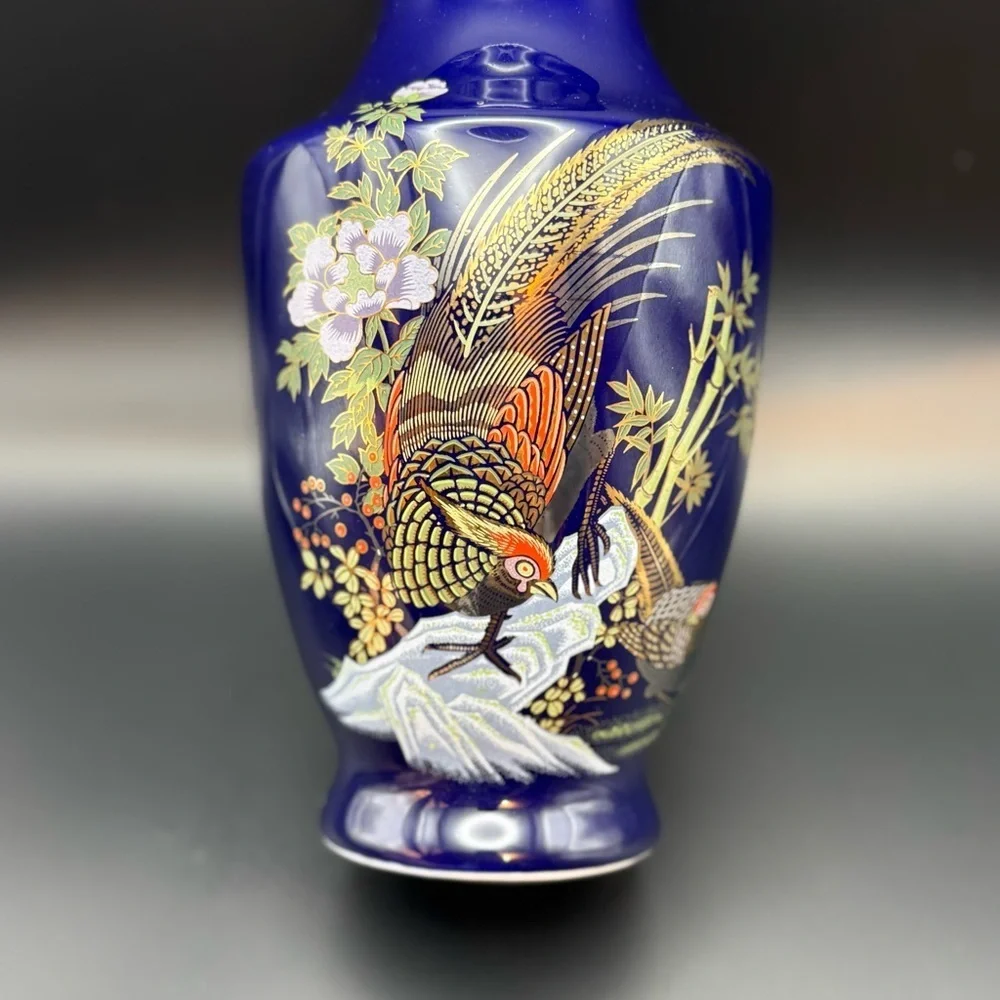Vintage Cobalt Blue Asian Satsuma Style Vase Pheasants Gold Accents 10” Tall